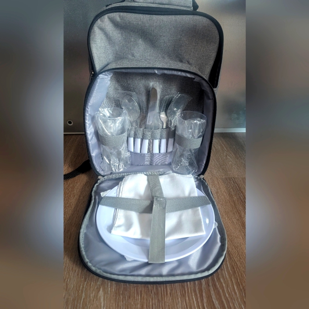 Gray Picnic Backpack Set